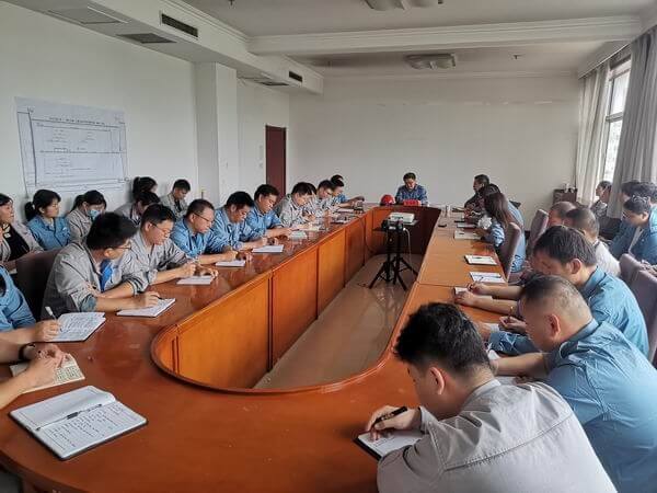 中科濮原公司召开“保生存，降本增效大讨论”动员会
